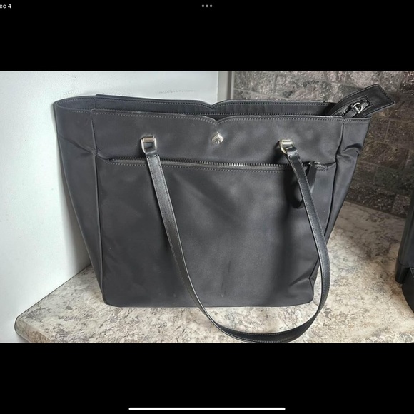 Kate Spade tote Bag - Picture 1 of 5